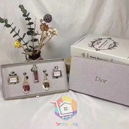 מארז מיני בשמים Dior עם ארבעה בקבוקים 6