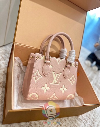 תיק Louis Vuitton OnTheGo מעור מוטבע בשני גוונים, ורוד או שמנת, 18, 25 או 35 ס"מ, תמונה 18