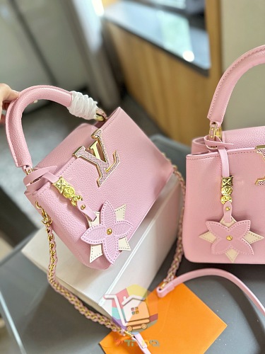 תיק Louis Vuitton Capucines עם תליון פרח ושרשרת, Mini או BB, חמישה צבעים, תמונה 14