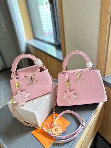 תיק Louis Vuitton Capucines עם תליון פרח ושרשרת, Mini או BB, חמישה צבעים, תמונה 17