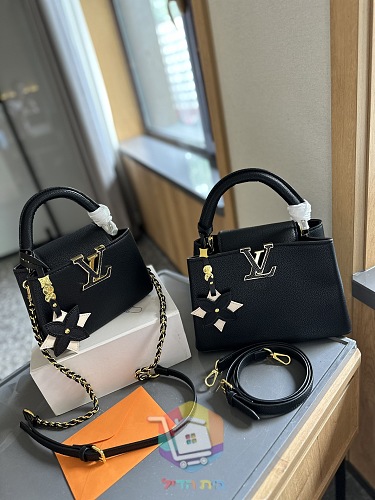 תיק Louis Vuitton Capucines עם תליון פרח ושרשרת, Mini או BB, חמישה צבעים, תמונה 27