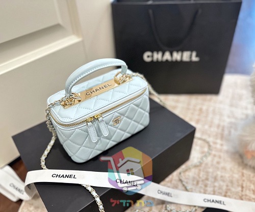תיק Chanel Vanity Case קטן עם ידית ושרשרת, בשישה גוונים, תמונה 12