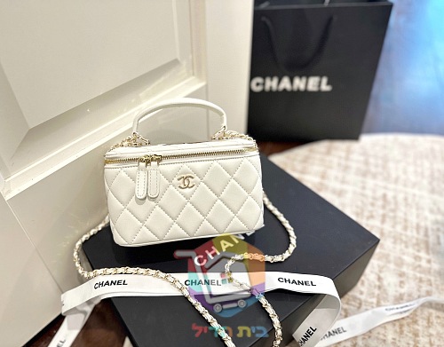 תיק Chanel Vanity Case קטן עם ידית ושרשרת, בשישה גוונים, תמונה 16