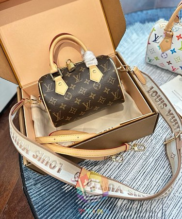 תיק Louis Vuitton Speedy Bandoulière 20 בקנבס Monogram, תמונה 1