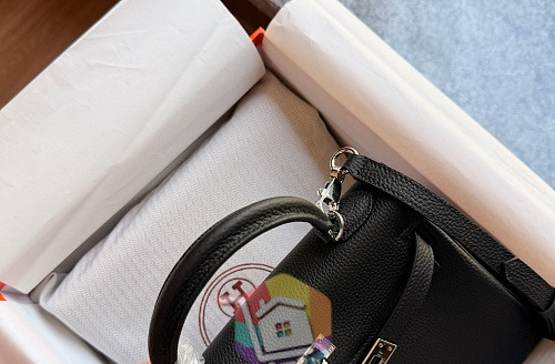 תיק Hermès Kelly 25 עם תליון סוס, שבעה צבעים, תמונה 8