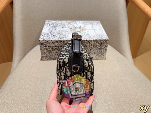 Schultertasche Dior mit Monogramm in Blau 9