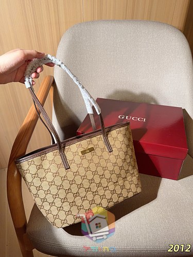 Tote Bag Gucci aus GG Canvas 12