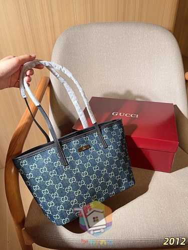 Tote Bag Gucci aus GG Canvas 18