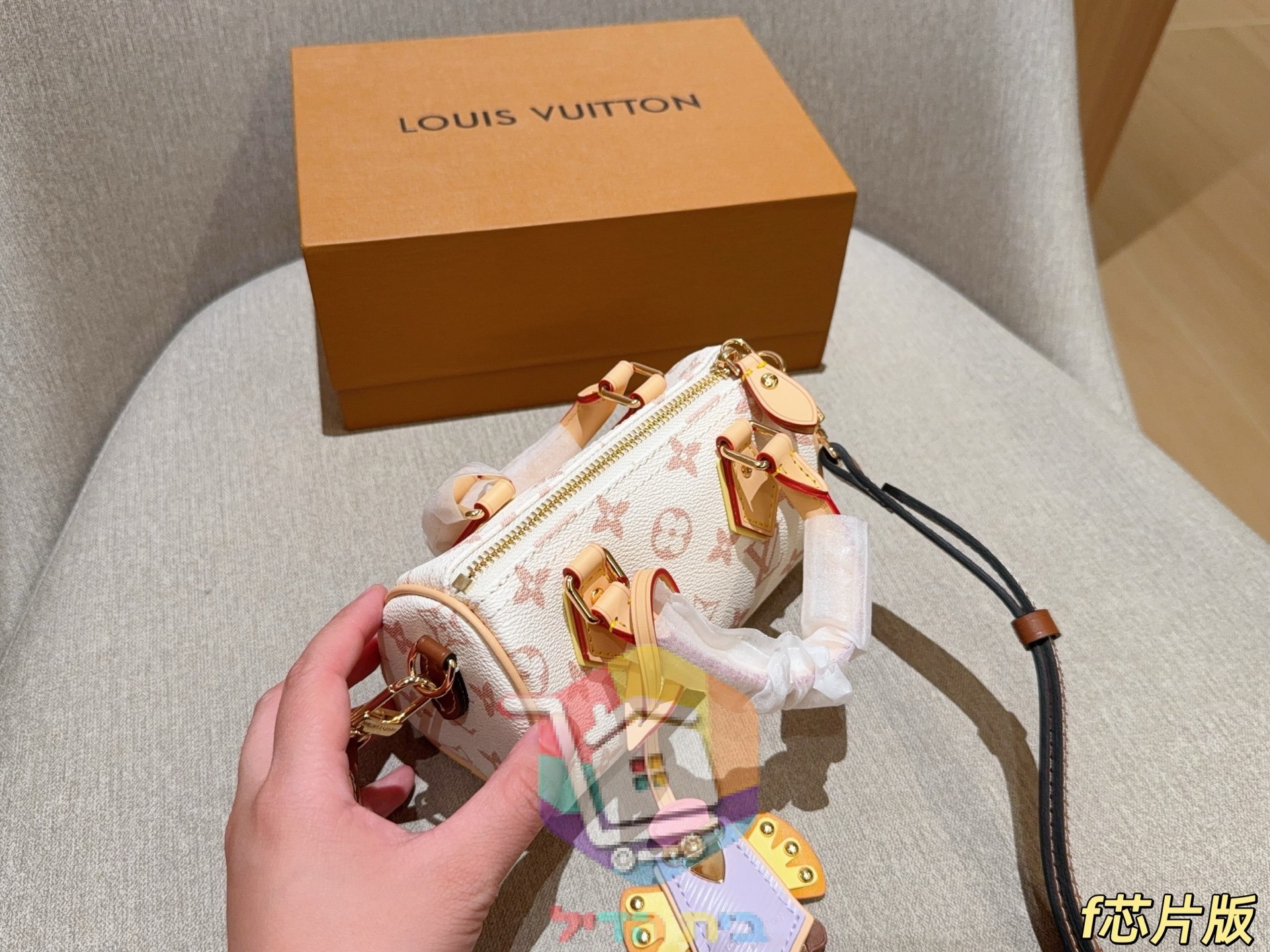 Mini-Zylindertasche Louis Vuitton