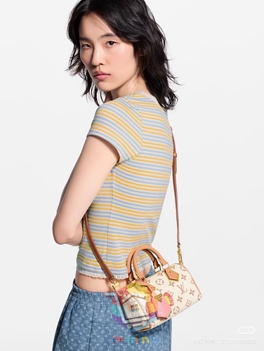 Mini-Zylindertasche Louis Vuitton 10