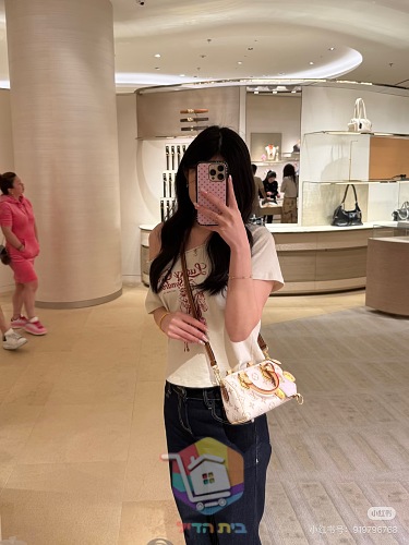 Mini-Zylindertasche Louis Vuitton 11