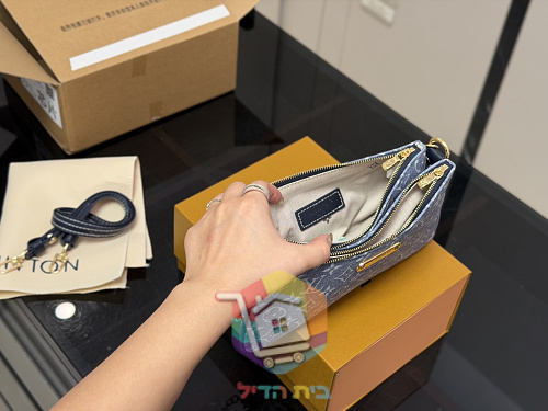 תיק Louis Vuitton בקנבס ג׳ינס, 20 ס"מ 6