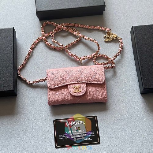 ארנק Chanel מעור גרעיני בארבעה גוונים 6