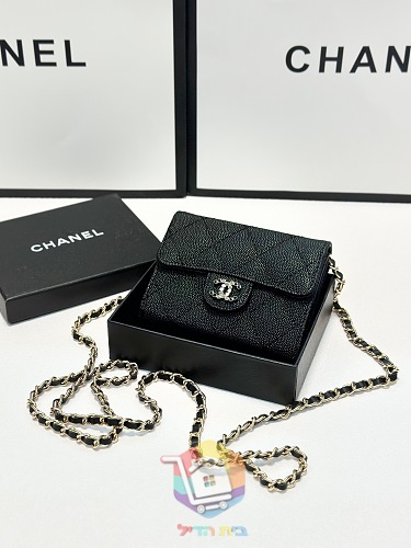 ארנק Chanel מעור גרעיני עם שרשרת 9