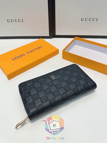ארנק Louis Vuitton מעור מוטבע עם רוכסן 3