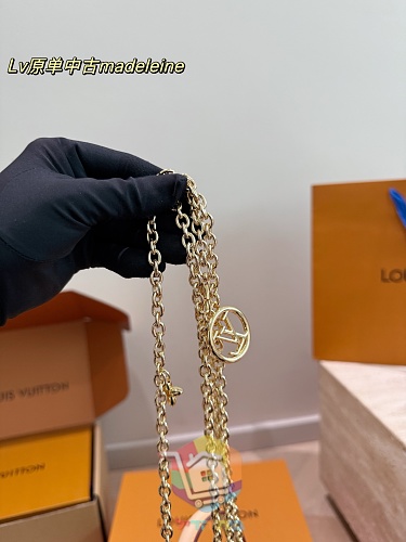 תיק Louis Vuitton Madeleine בשני גוונים 18
