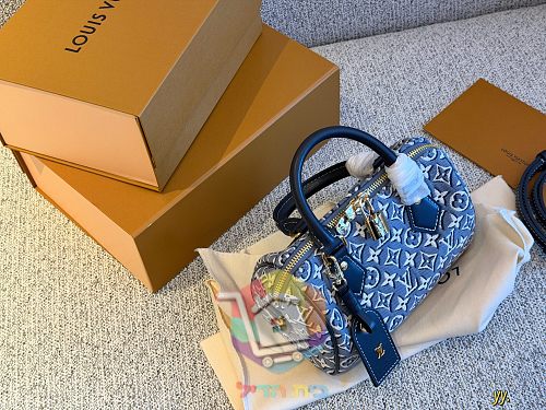 תיק Louis Vuitton Speedy בדנים מונוגרם, 20 ס"מ 3