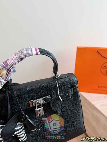 תיק Hermes Birkin מעור טוגו שחור, 28 ס"מ 8