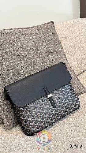 תיק Goyard בחמישה גוונים 6
