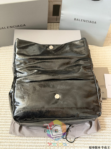 תיק Balenciaga Monaco מעור מבריק בארבעה גוונים 2