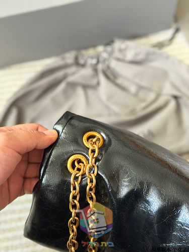 תיק Balenciaga Monaco מעור מבריק בארבעה גוונים 9