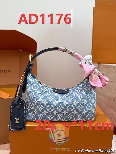 Tasche Louis Vuitton in Halbmondform mit Reißverschluss 11