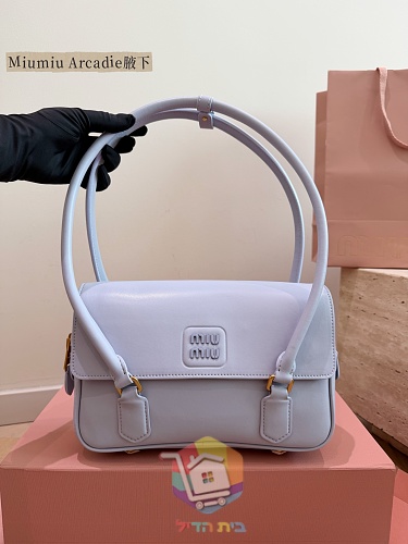 Schultertasche Miu Miu aus Leder mit Überschlag 3