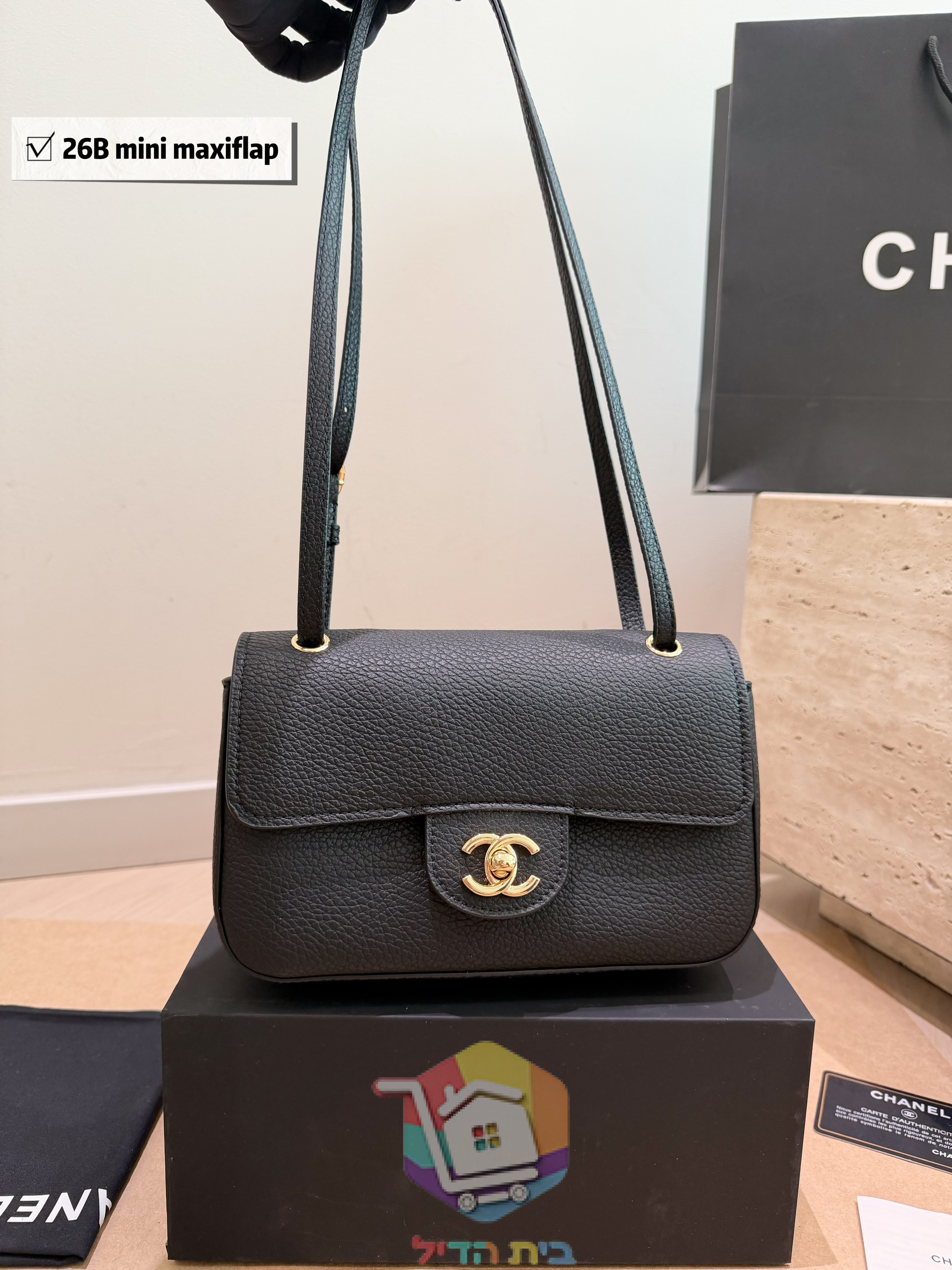 Mini-Tasche Chanel mit Überschlag und CC-Logo