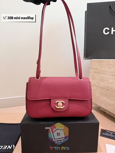 Mini-Tasche Chanel mit Überschlag und CC-Logo 17