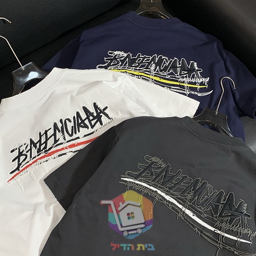 חולצת טי Balenciaga עם לוגו בסגנון גרפיטי, לבן, כחול כהה, אפור 1
