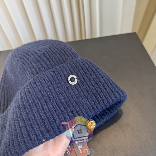 כובע גרב Chanel בשבעה גוונים 1
