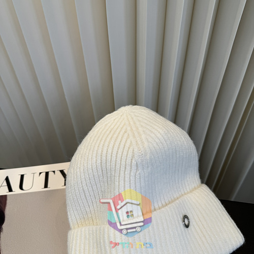 כובע גרב Chanel בשבעה גוונים 30