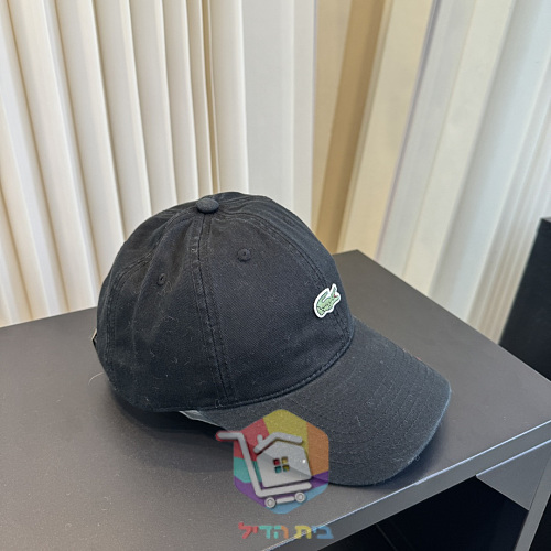 כובע מצחייה Lacoste בשלושה גוונים 20
