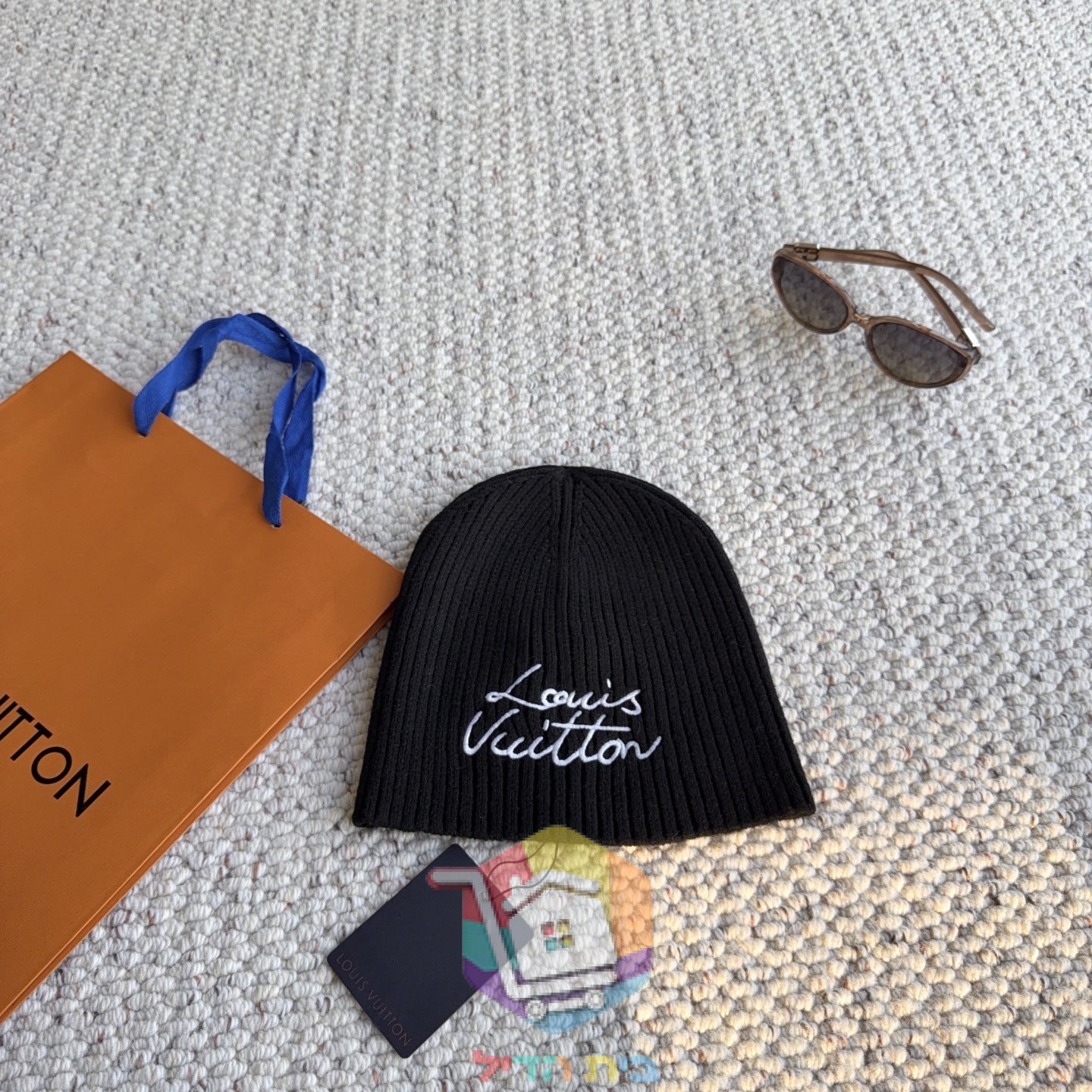 כובע גרב Louis Vuitton בארבעה גוונים