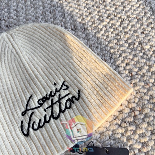 כובע גרב Louis Vuitton בארבעה גוונים 23