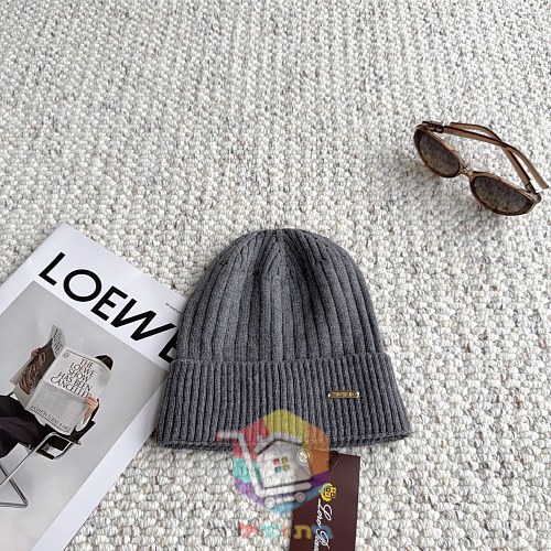כובע גרב Loro Piana בשמונה גוונים 43