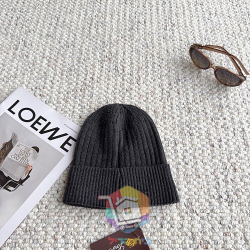 כובע גרב Loro Piana בשמונה גוונים 49
