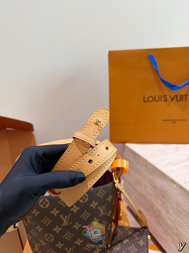 תיק Louis Vuitton All In BB מבד מונוגרם, תמונה 9