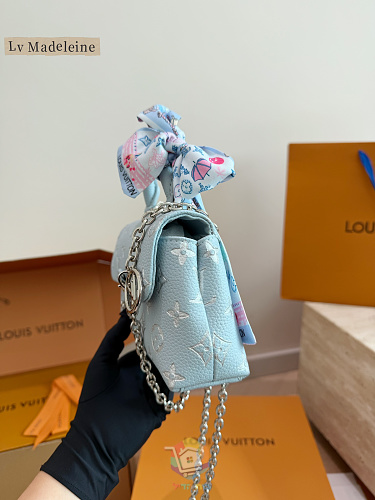 תיק Louis Vuitton Nano Madeleine תכלת, תמונה 7