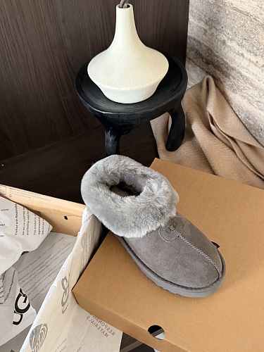נעלי בית UGG סגורות בשלושה גוונים 18