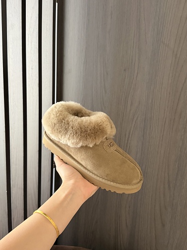 נעלי בית UGG סגורות בשלושה גוונים 20