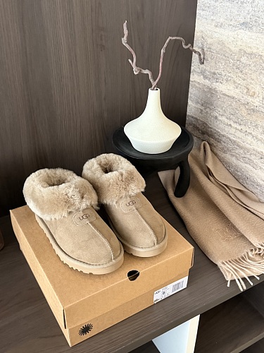 נעלי בית UGG סגורות בשלושה גוונים 27