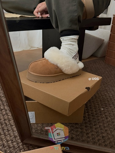 נעלי בית UGG בארבעה גוונים 23