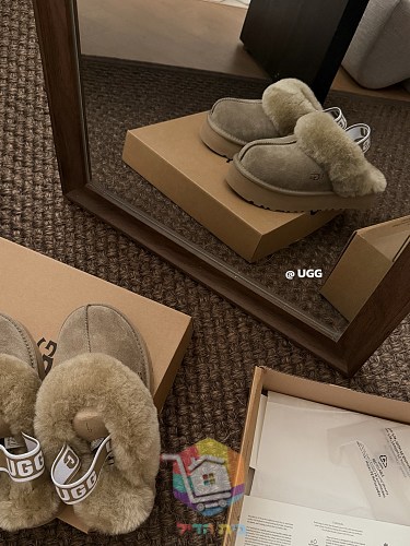 נעלי בית UGG בארבעה גוונים 33