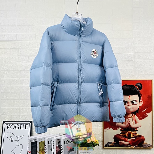 מעיל פוך Moncler עם צווארון עומד, תכלת או שחור, תמונה 1