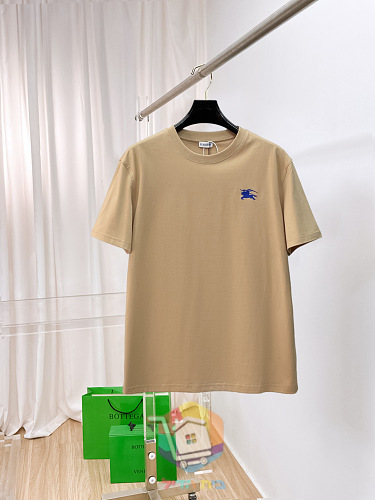T-Shirt Burberry mit blauem Logo, zwei Farben 18