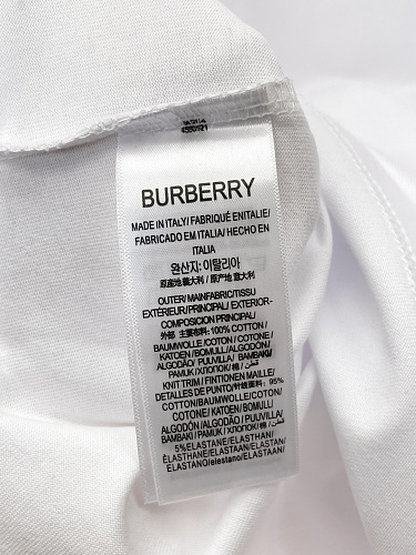 T-Shirt Burberry mit Karoärmeln, zwei Farben 15