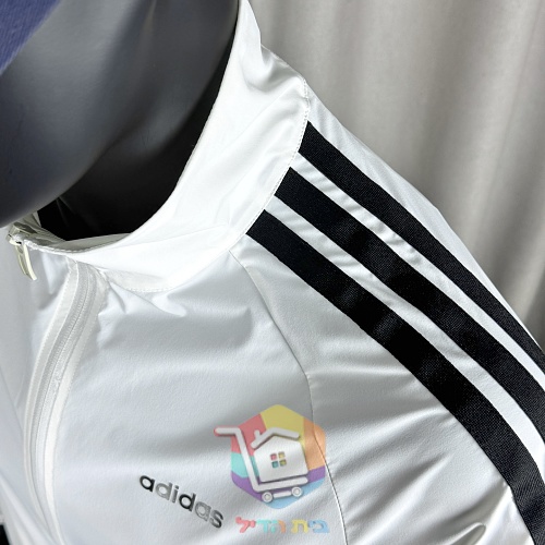 Windjacke adidas mit den drei Streifen 3