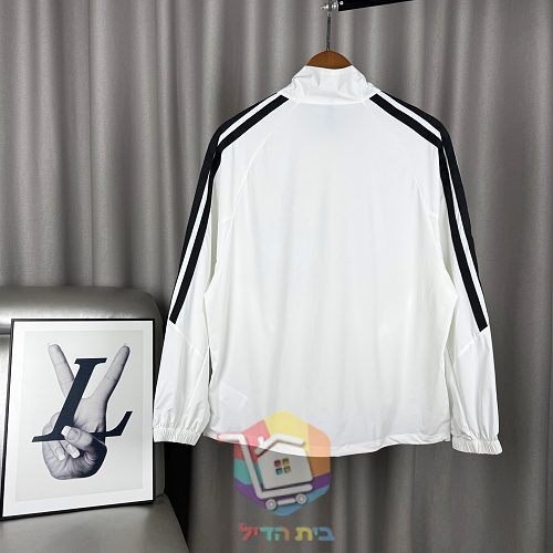 Windjacke adidas mit den drei Streifen 15