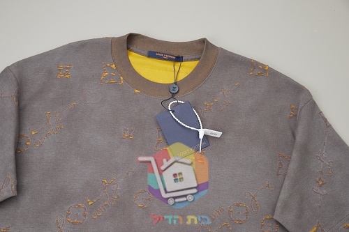 T-Shirt Louis Vuitton mit Monogramm 15